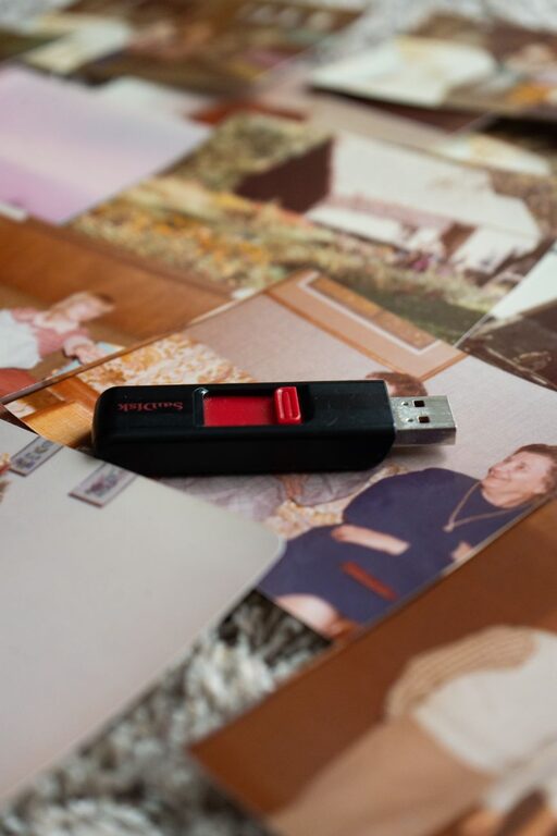 How to Organize Digital Photos Without Losing Special Memories